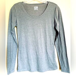 32 Degrees Heat Ladies Thermal Long sleeved Gray Ladies Shirt Size‎ Small.